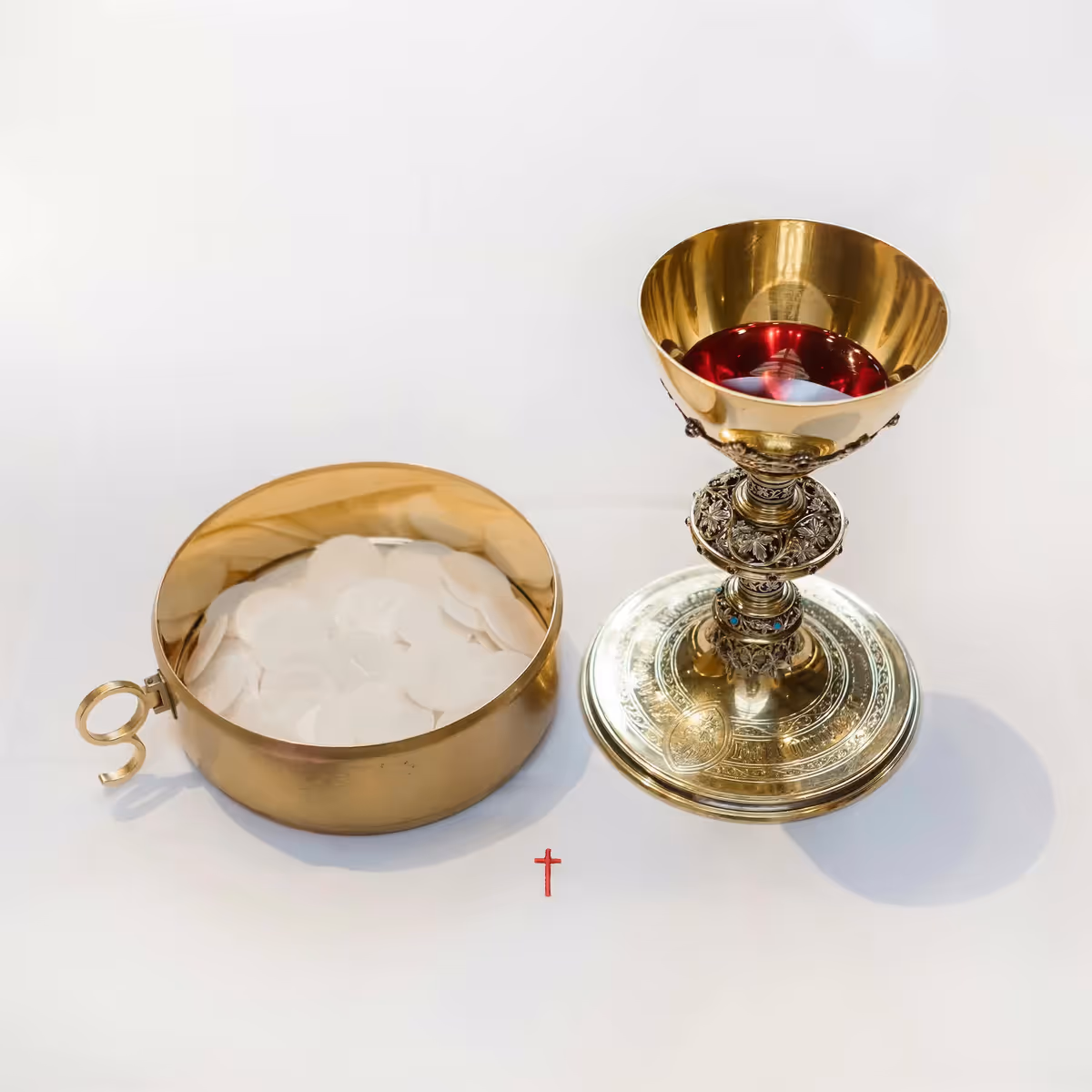 Extraordinary Ministers of Holy Communion